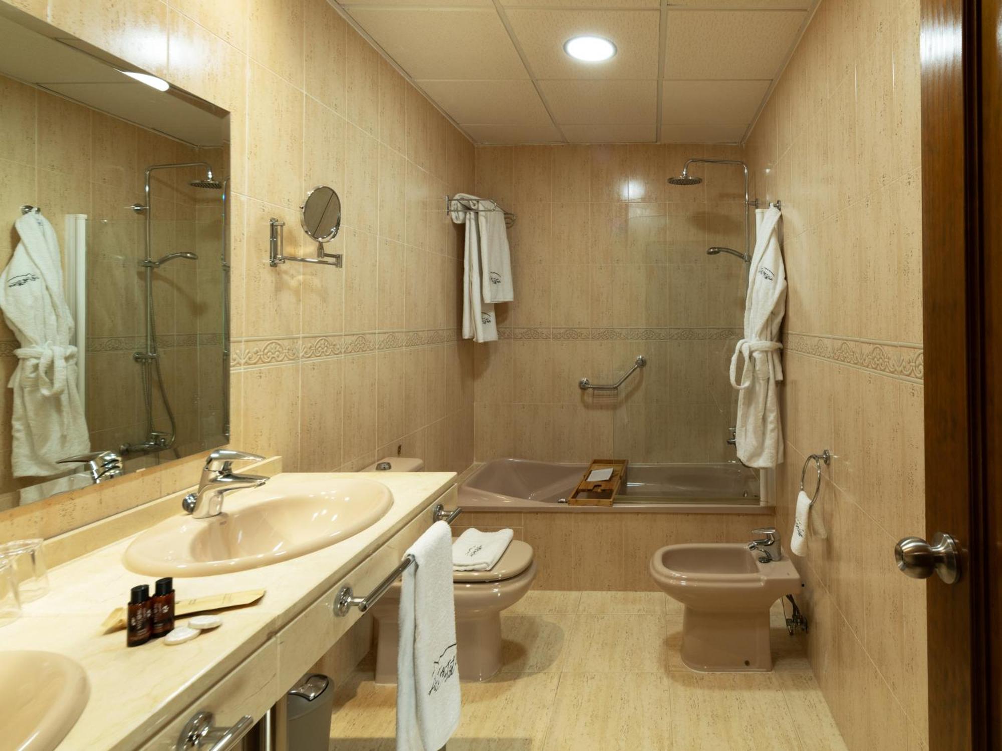 Hotel Altos De איסטן מראה חיצוני תמונה